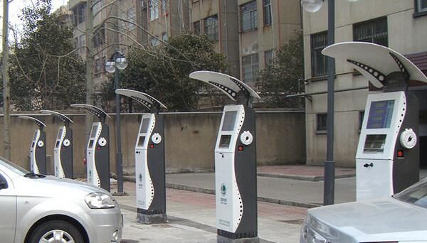 HOUSING FORELECTRIC-CAR CHARGING